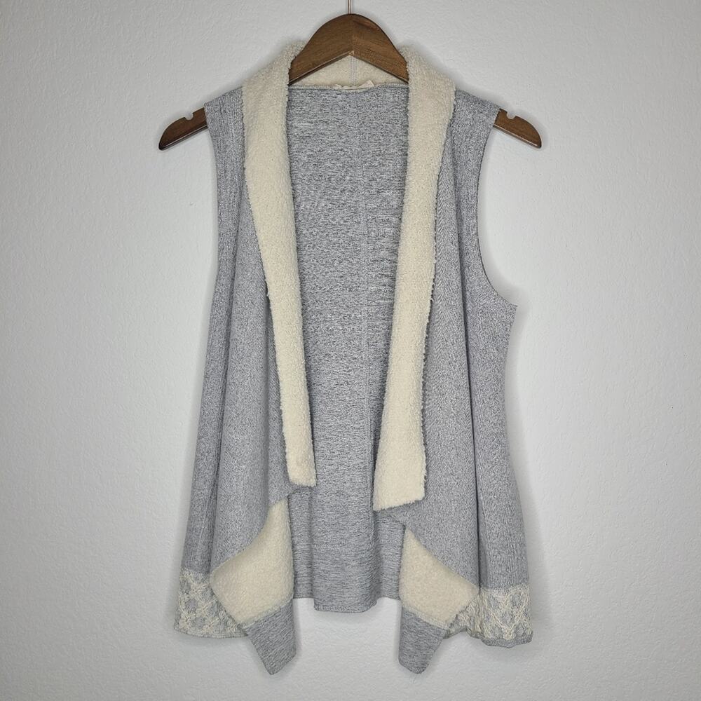 Altar'd State Gray and Cream Knit Vest Lace Trim Small Sherpa